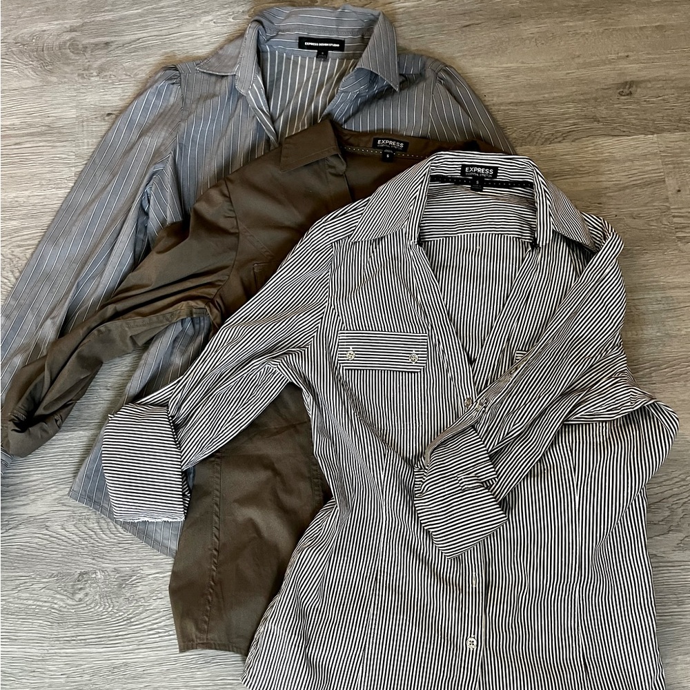 Set of three long sleeve button down dress shirts, size small